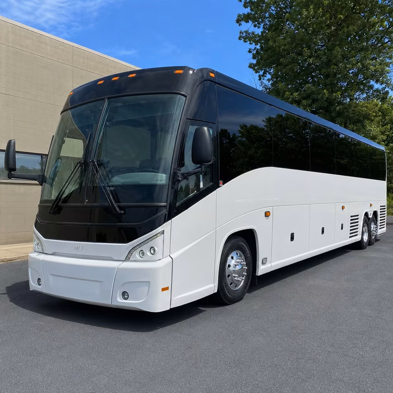 long distance group travel from san antonio to houston has never been simpler